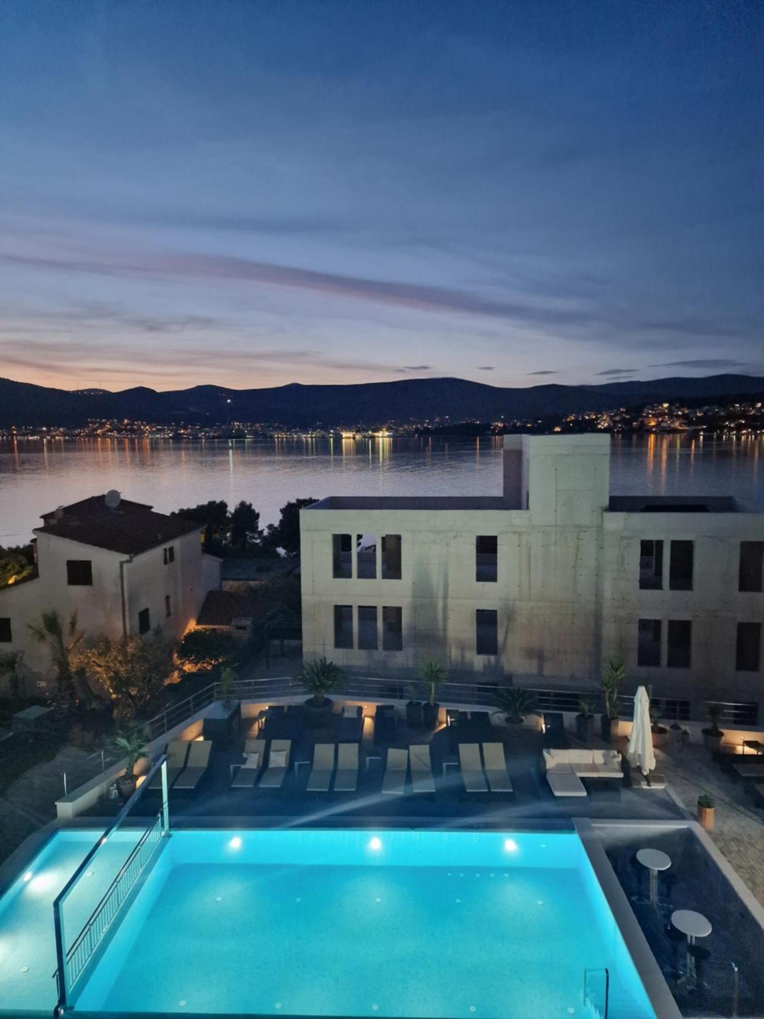 Apartments Silva With A View Of Sea Trogir Exteriér fotografie