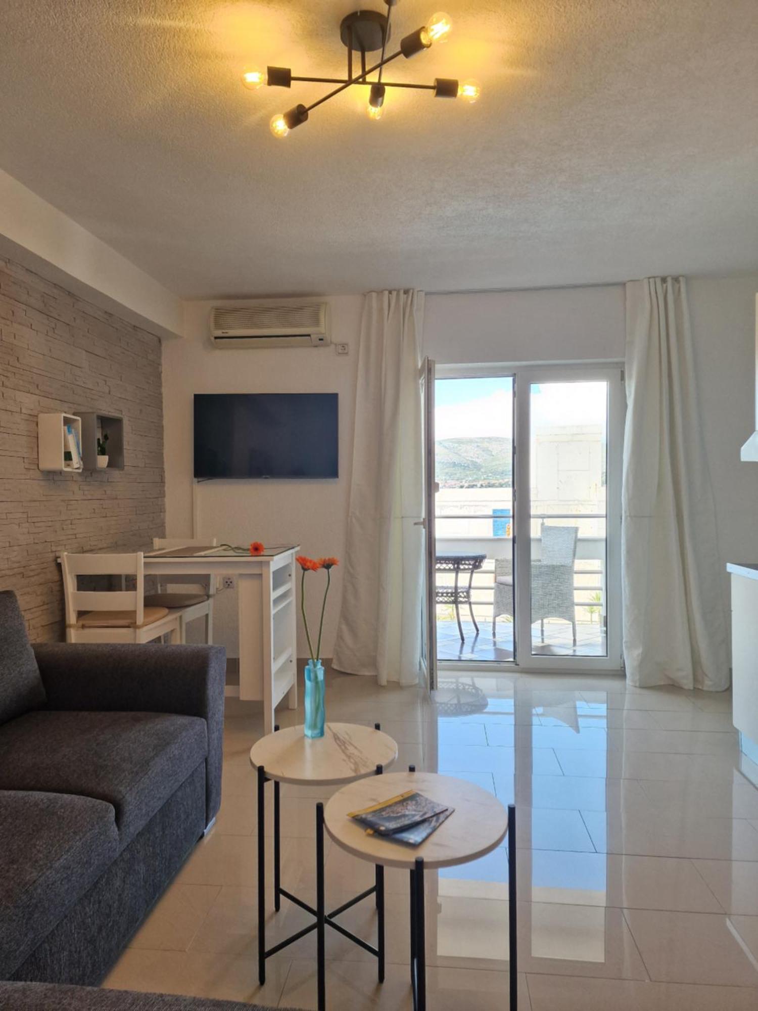 Apartments Silva With A View Of Sea Trogir Exteriér fotografie