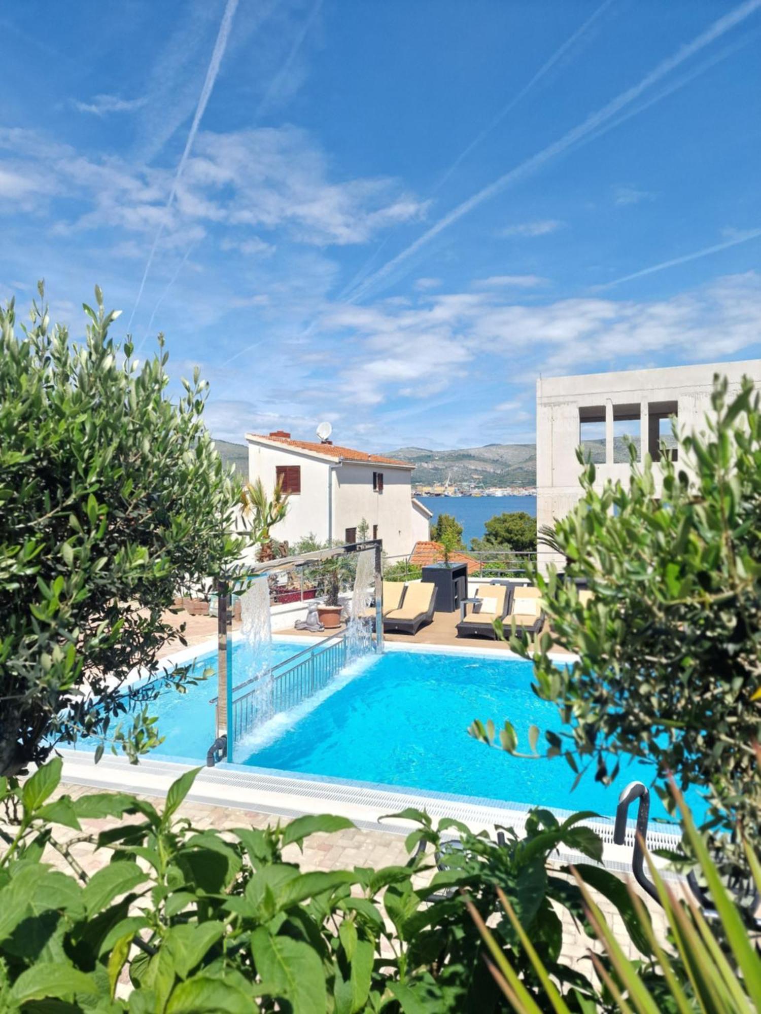 Apartments Silva With A View Of Sea Trogir Exteriér fotografie