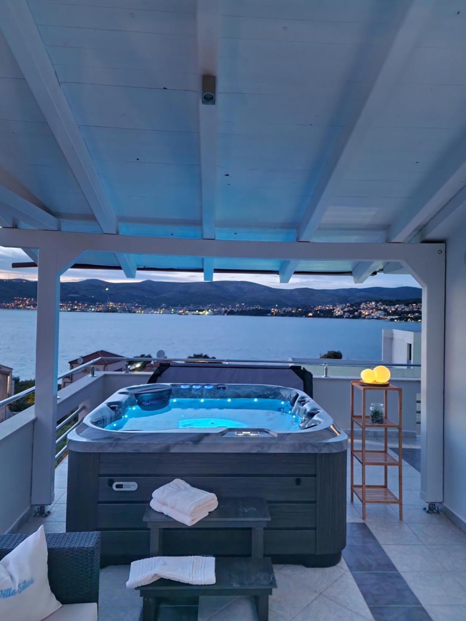 Apartments Silva With A View Of Sea Trogir Exteriér fotografie