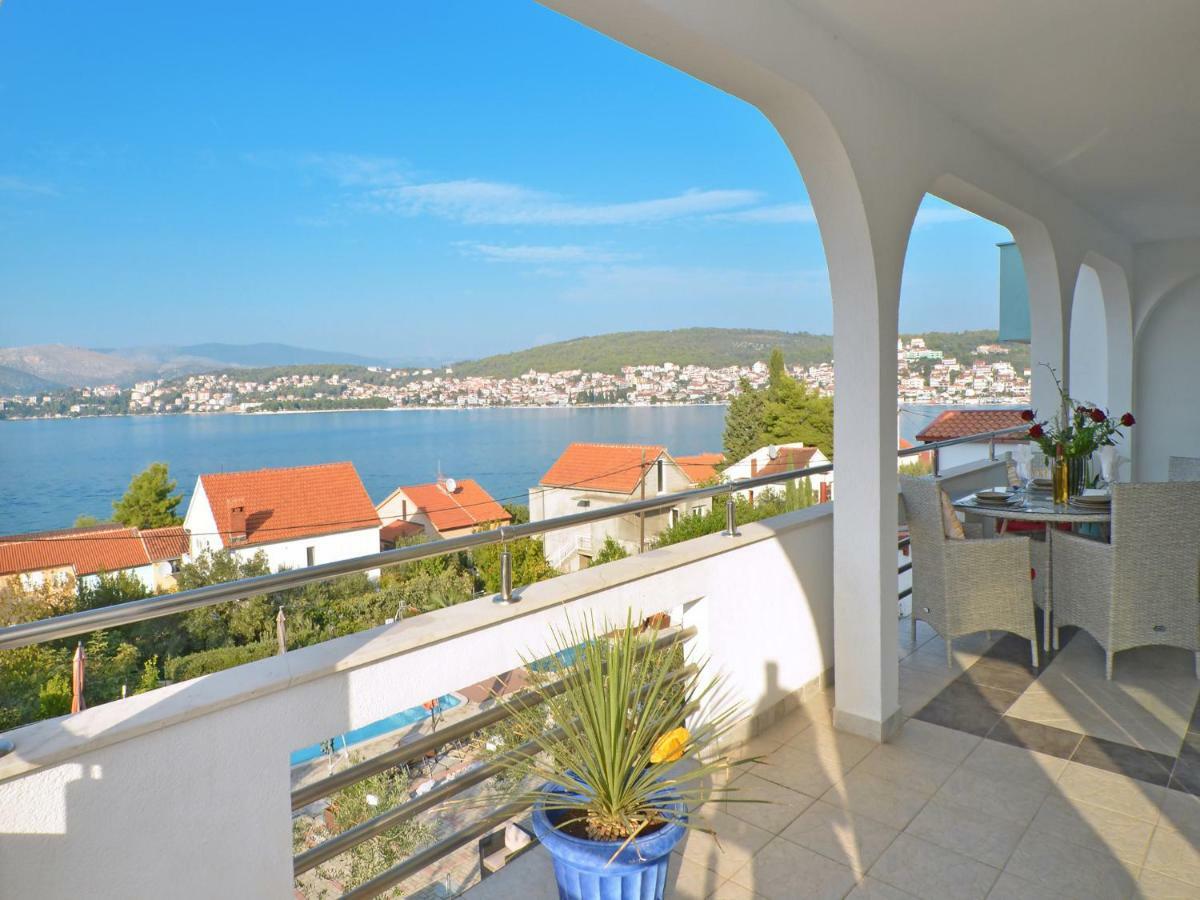 Apartments Silva With A View Of Sea Trogir Exteriér fotografie